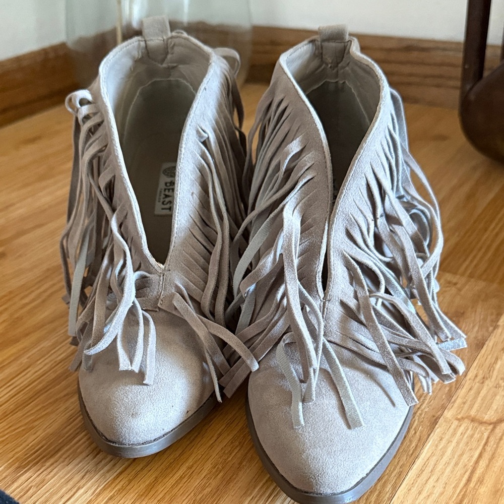 BEAST FASHION Taupe Fringe Ankle Booties